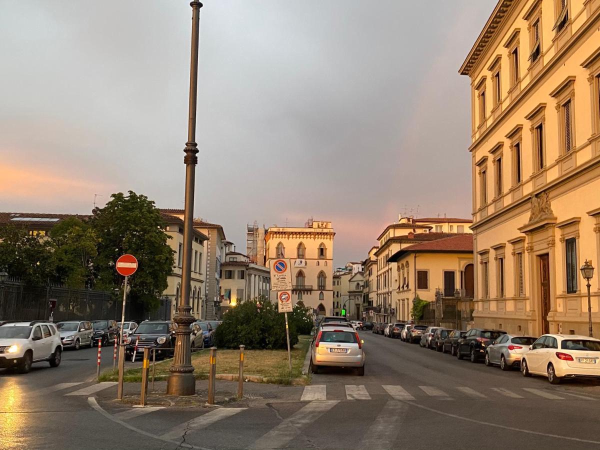Palazzovilla Historic Building Luxury Apartment Florenz